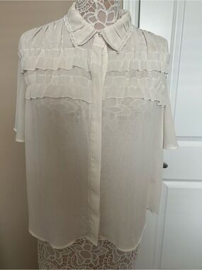 Zara Cream Ruffled Short-Sleeve Blouse